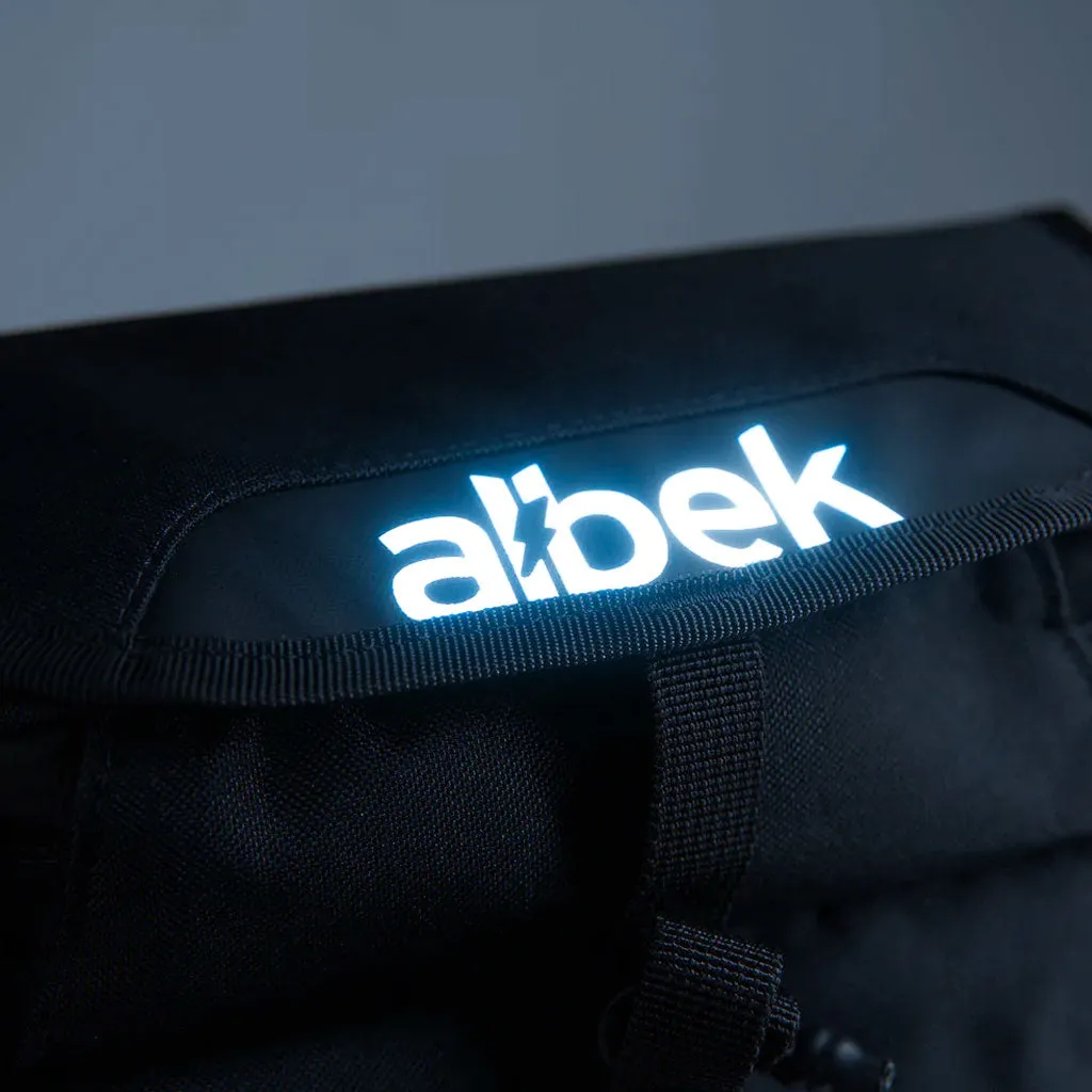 Albek - Hip Hauler - 6.8L