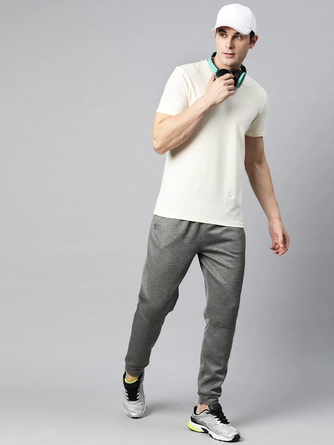 Alcis Men Solid Stretchex Slim Fit T-shirt