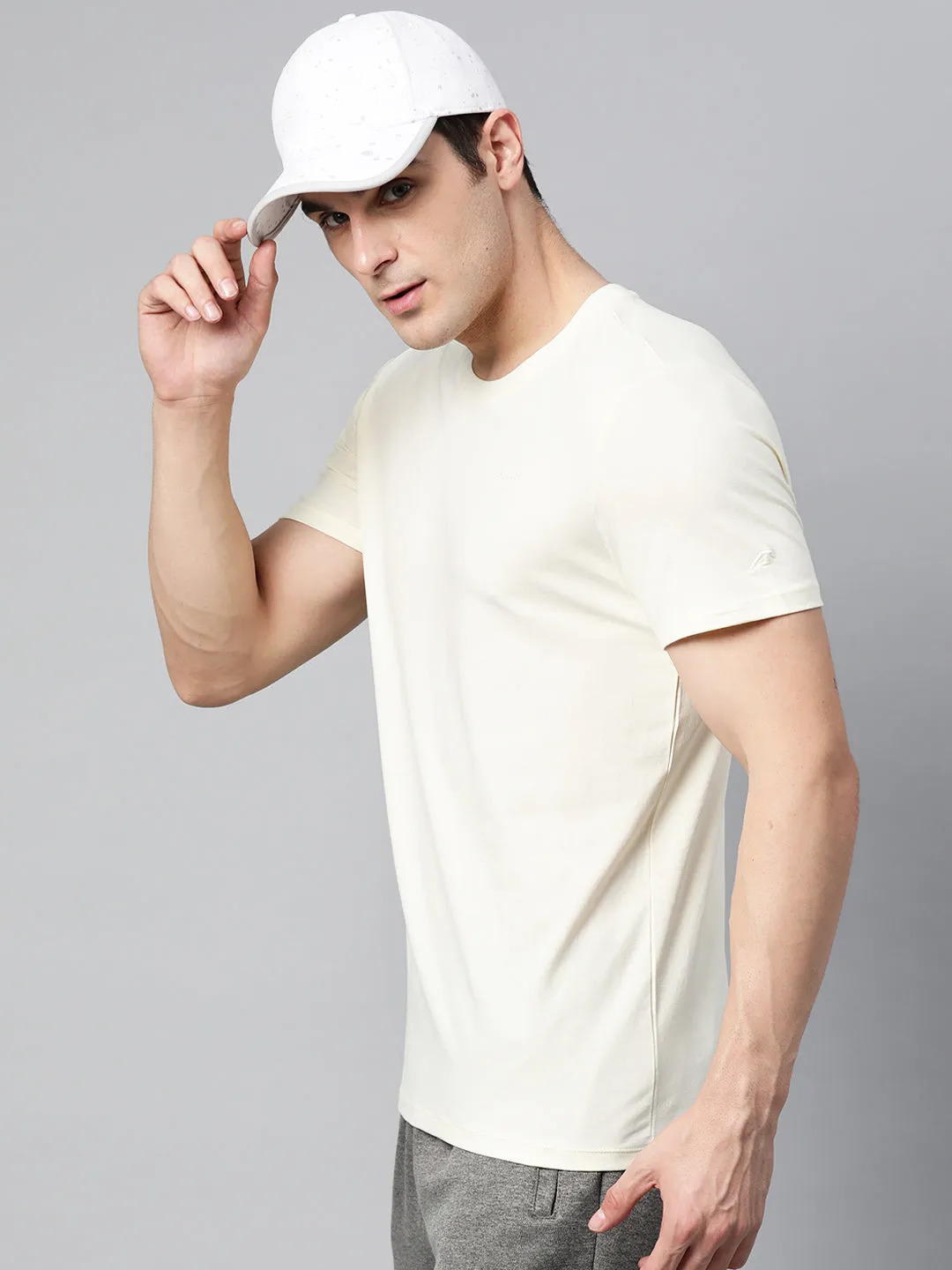 Alcis Men Solid Stretchex Slim Fit T-shirt