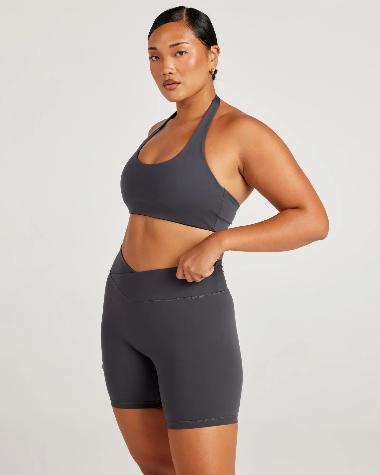 Aura Halter V2 Bra - Charcoal
