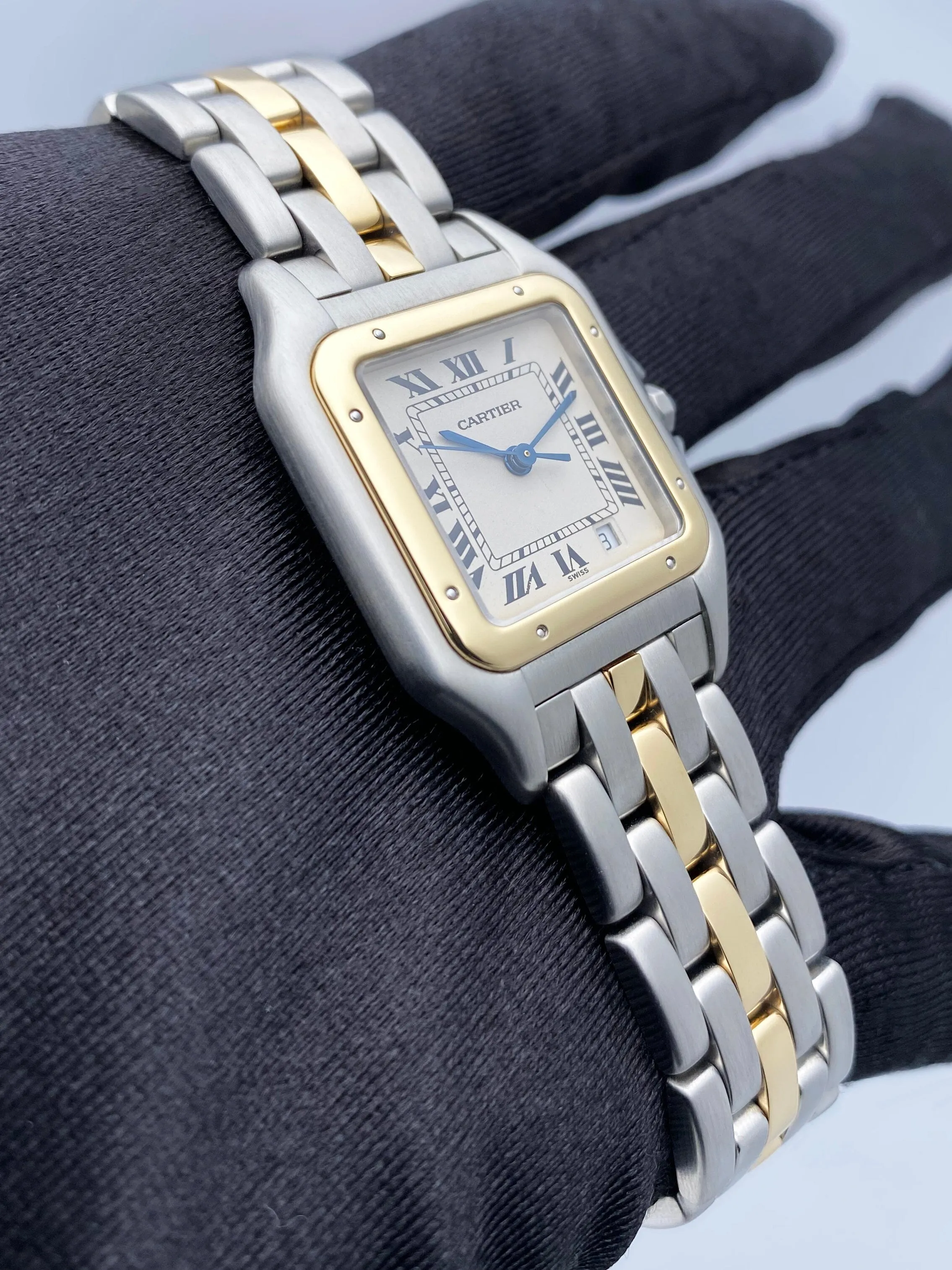 Cartier Panthere W25028B5 Midsize One Row Ladies Watch