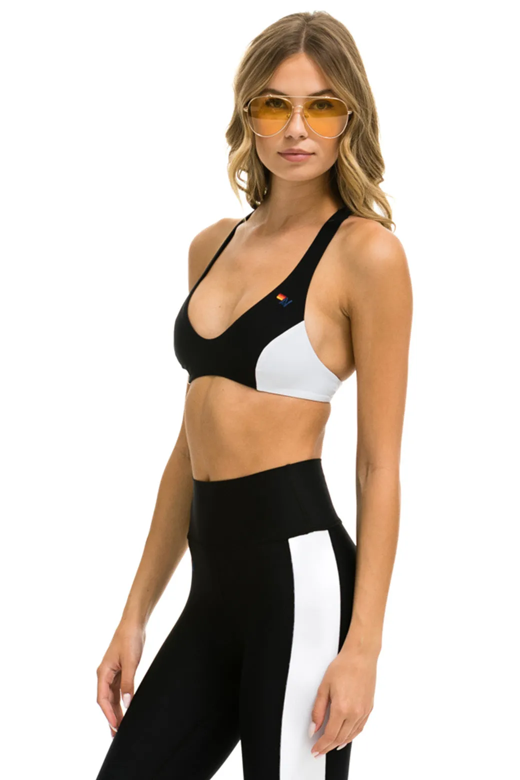 COLOR BLOCK BRALETTE SPORTS BRA - BLACK