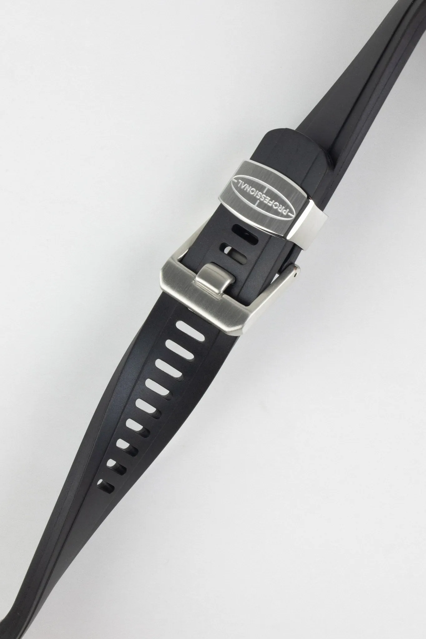 CRAFTER BLUE CB10 Rubber Watch Strap for Seiko 5 Sports Series – BLACK with Rubber & Steel Keepers