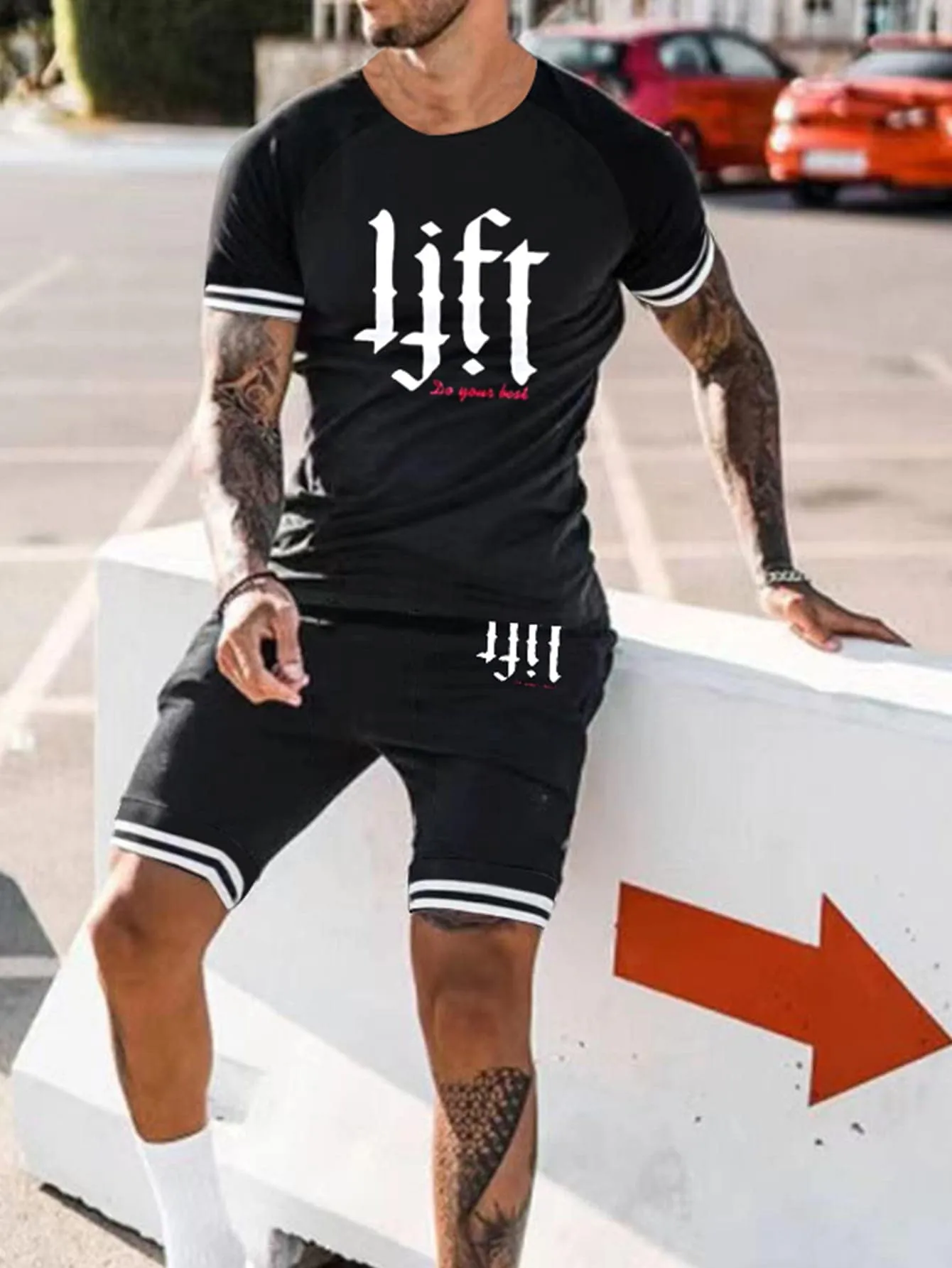 Fitness Men Slogan Graphic  Striped Trim Sports Tee & Shorts