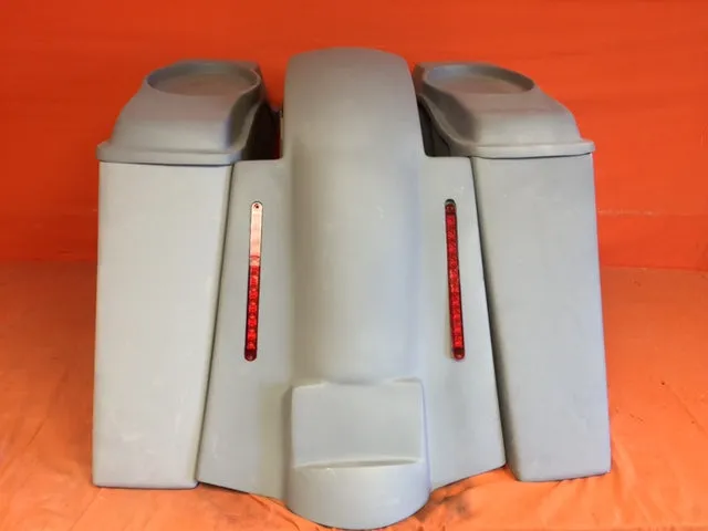 Harley Davidson Bagger 6" Stretched Bags With 6 x 9 Lids - No Cut Outs - LED Lights Fender