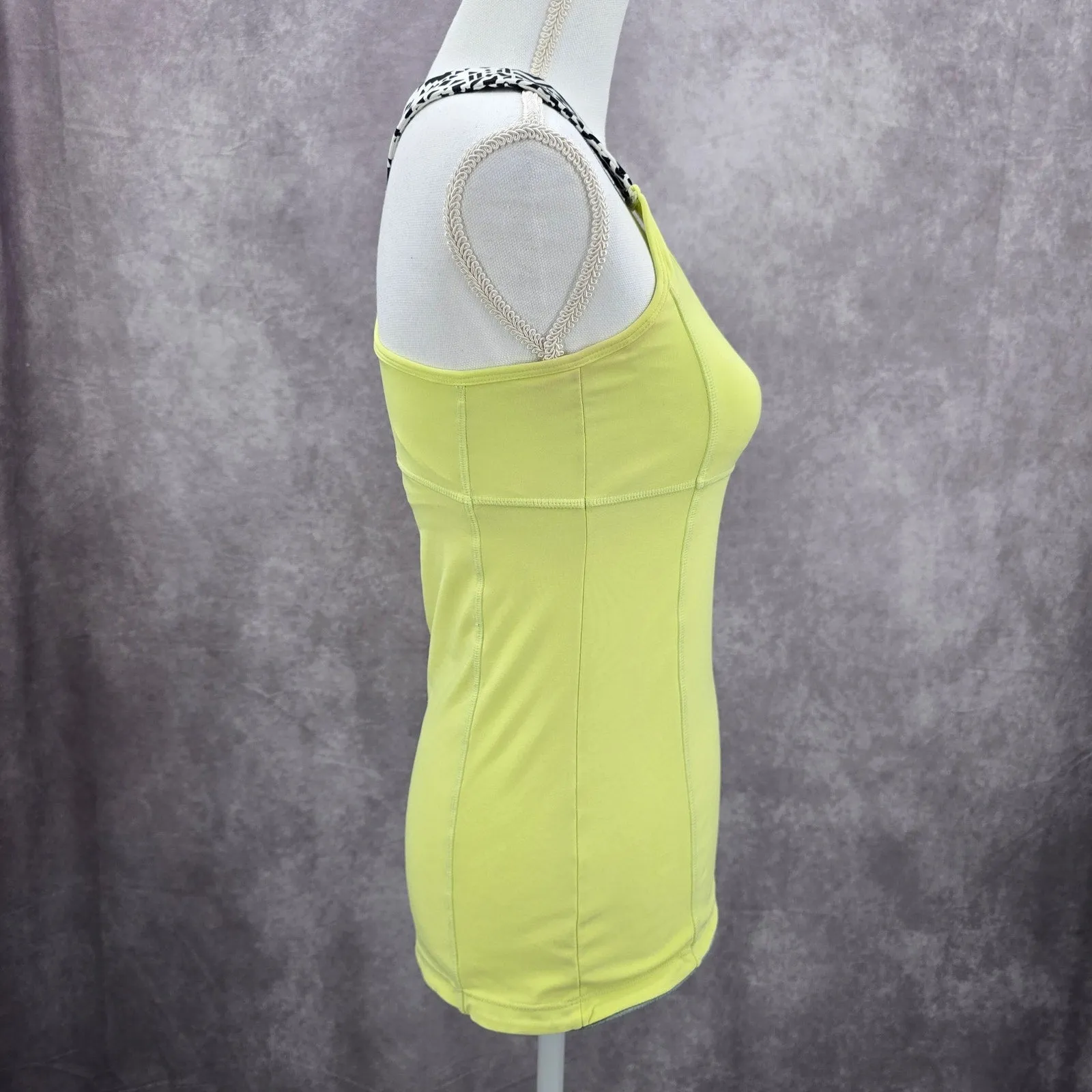 Mondetta Green Racerback Print Sports Activewear Support Bra Tank Top Small