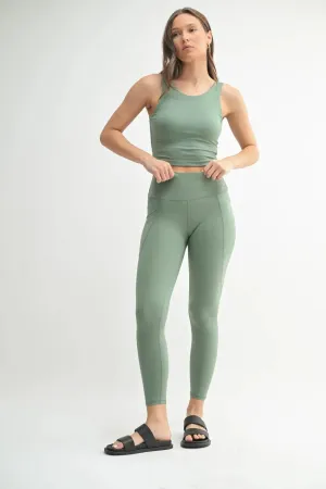Mono B Venice Light Scoop Active Tank – Soft, Supportive & Effortlessly Stylish