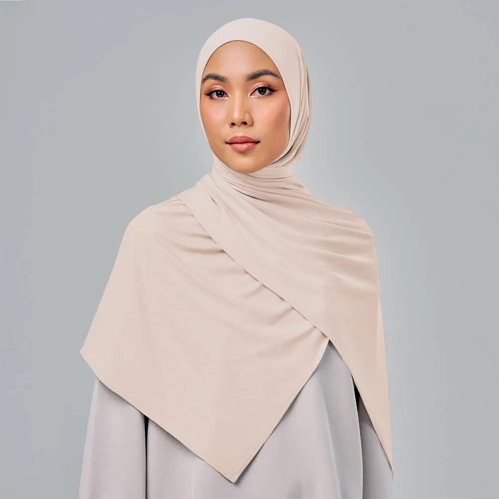 Najwa Sport Shawl - Dart