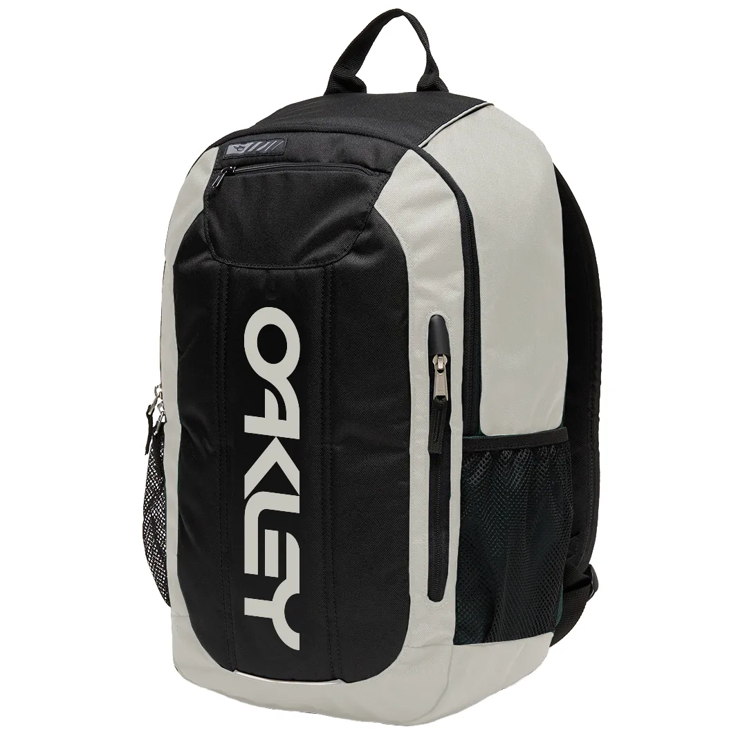 Oakley Enduro 3.0 Backpack - 20L