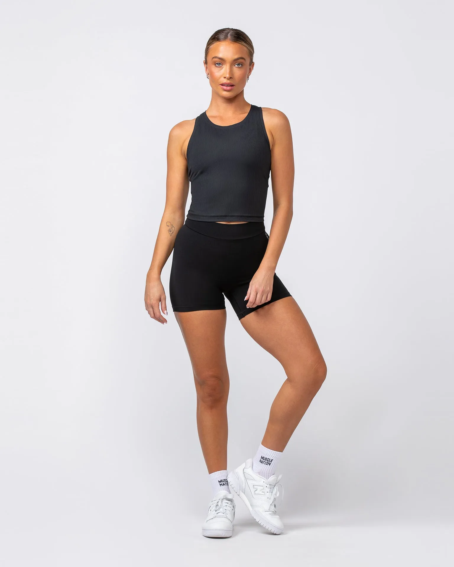 Rib Staple Cropped Tank - Black