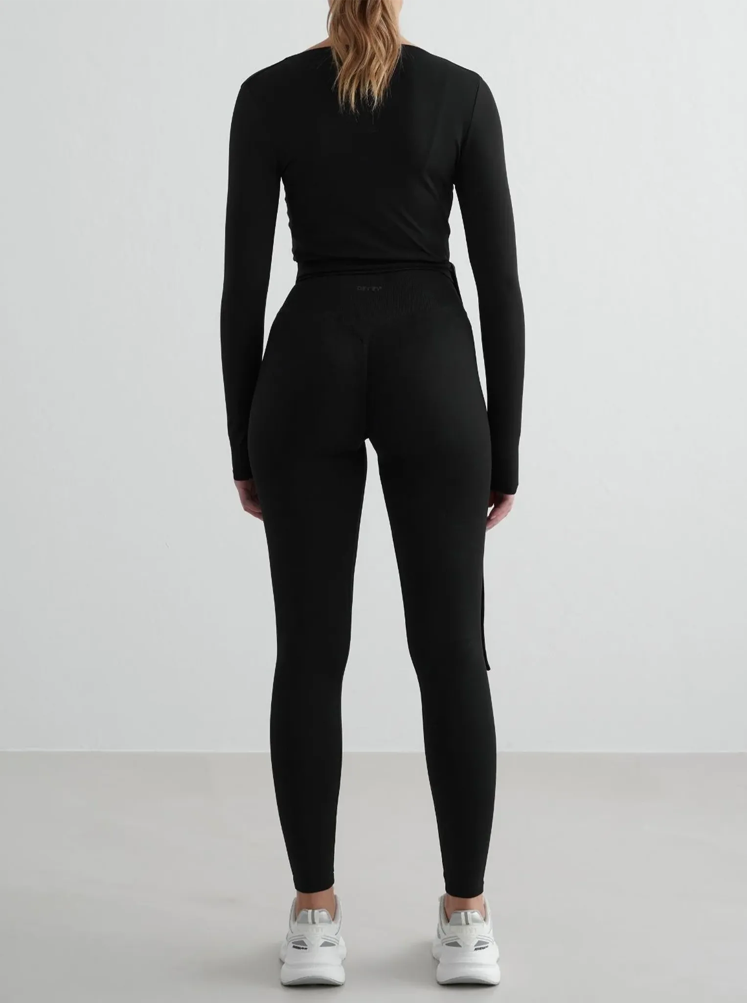 Shape Seamless Wrap Long Sleeve