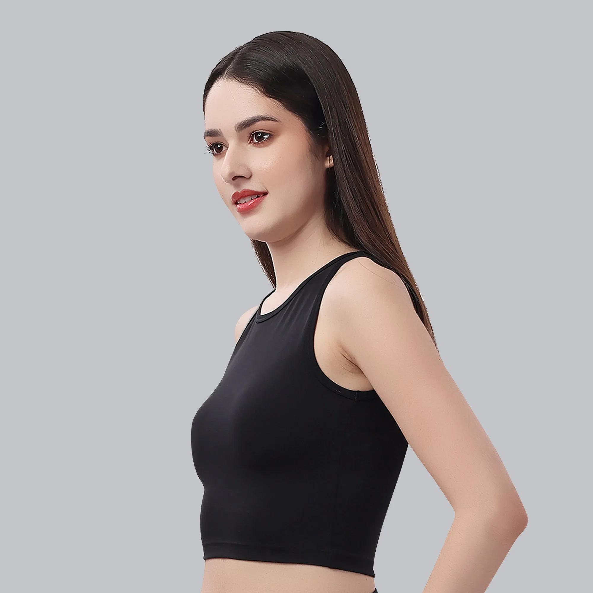 Sleeveless Activewear Solid Sports Crop Top