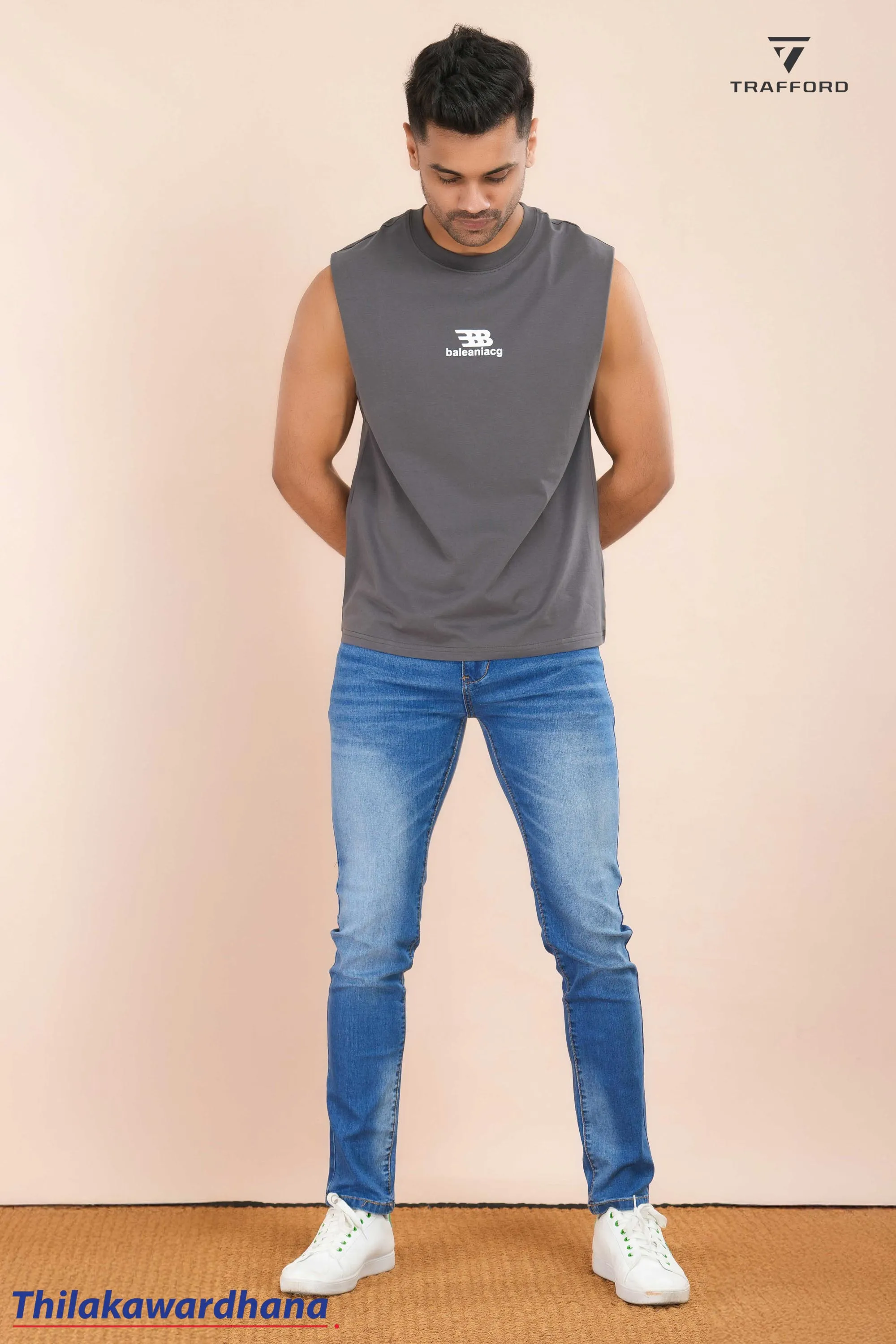 Sleeveless Muscle Tank Top