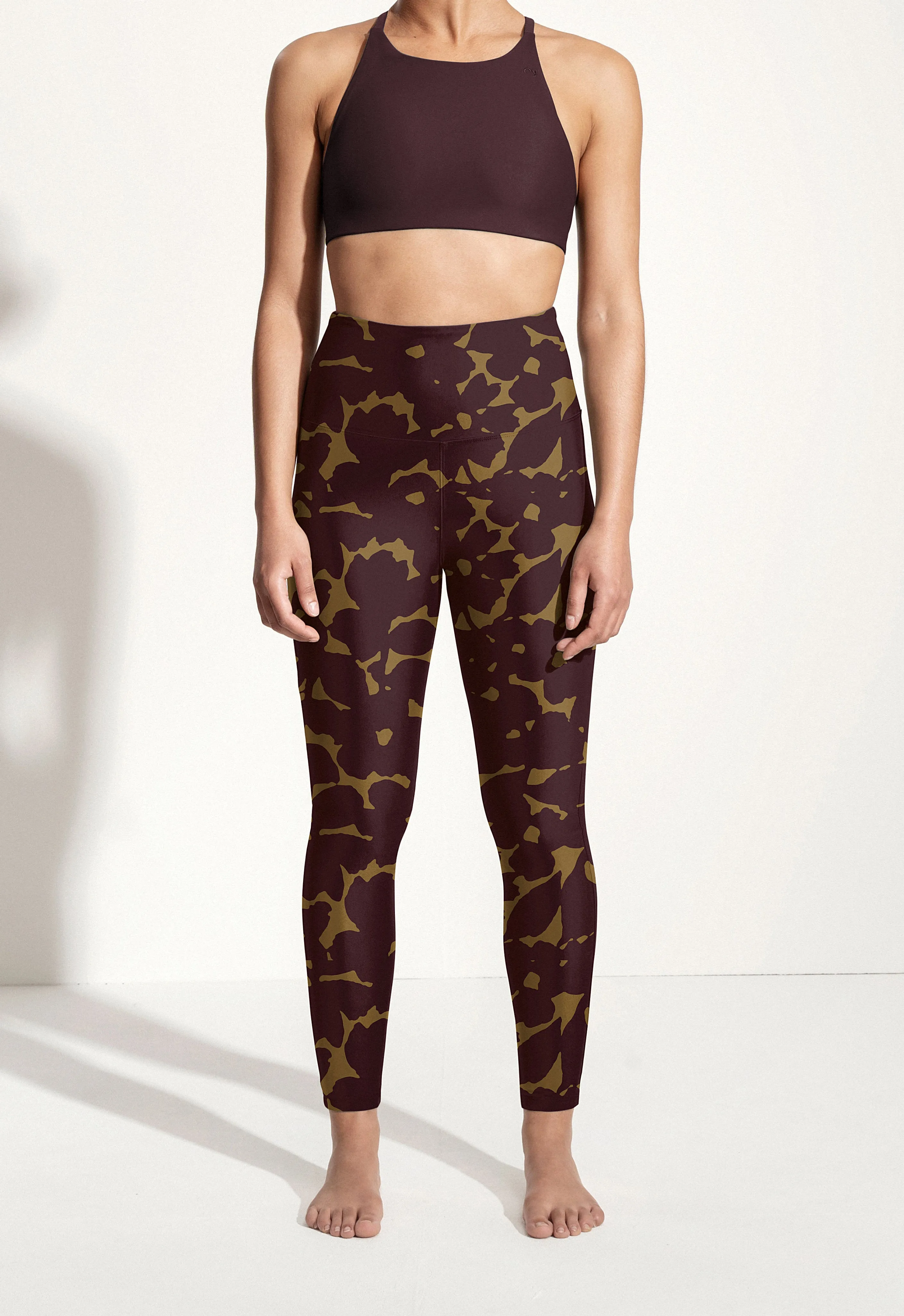 Surf & Yoga Leggings “Larimar” in hibiscus print