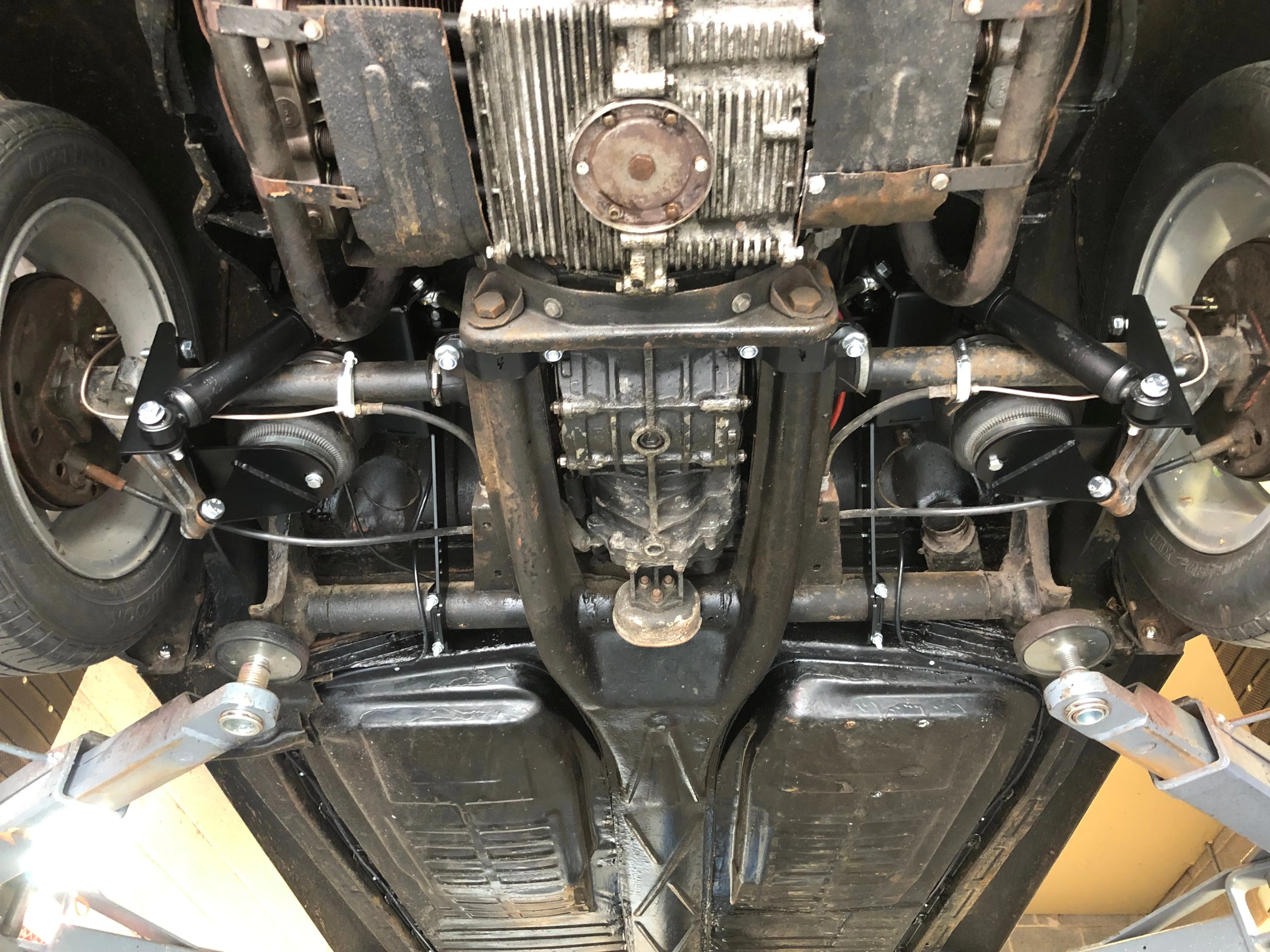 T1 Beetle/Ghia '60- Swing Axle - Premium Rear Air Ride System - Bolt on