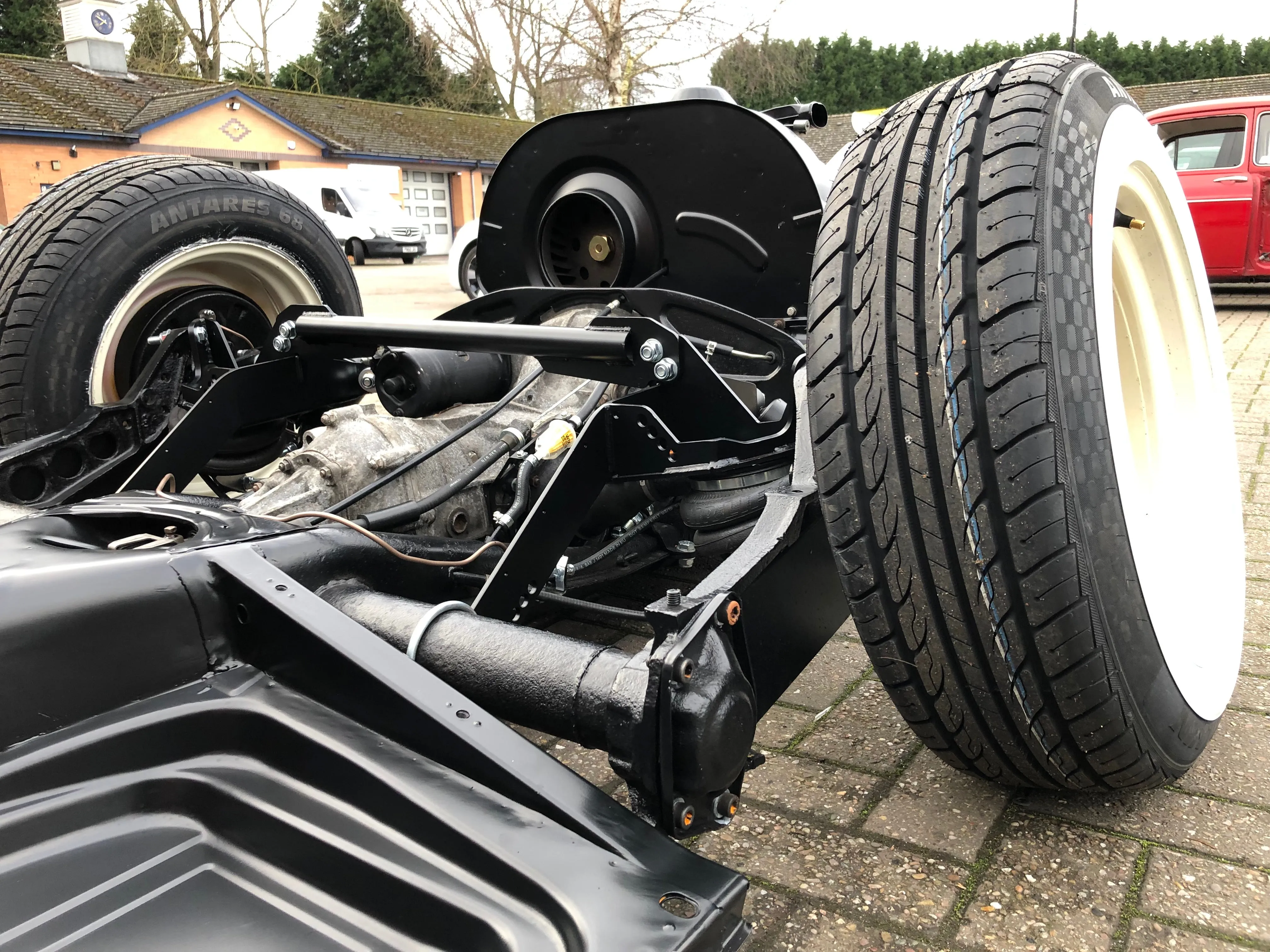 T1 Beetle/Ghia '60- Swing Axle - Premium Rear Air Ride System - Bolt on