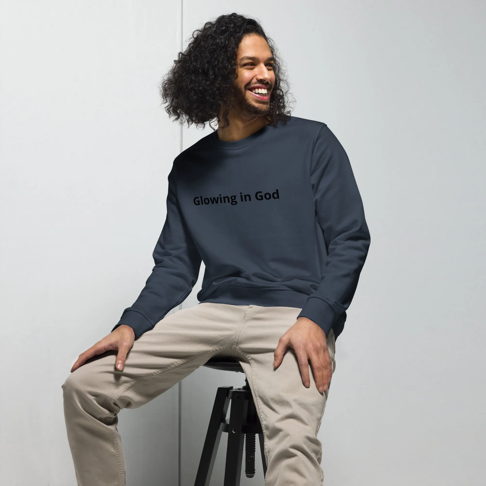 Unisex organic sweatshirt -Glowing in God