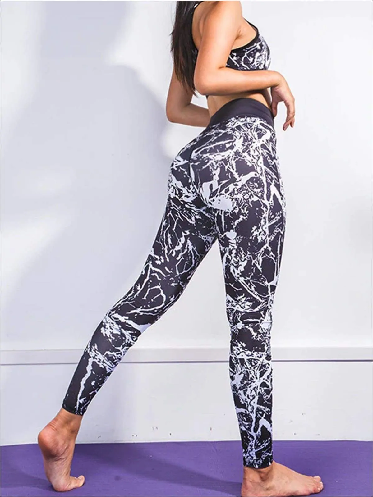 Women's Marble Print Banded Sports Bra & Matching Leggings Set